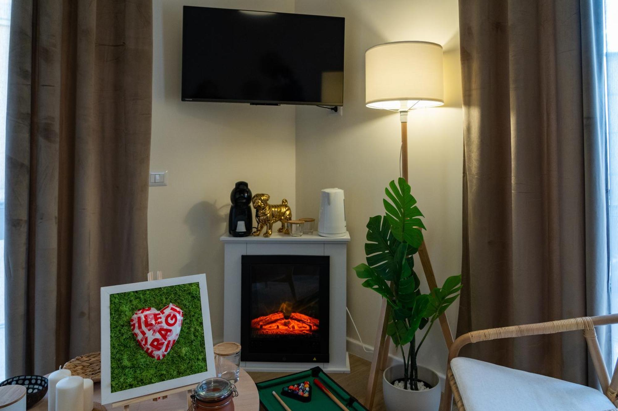 San Carlo Apartments B&B Казерта Экстерьер фото