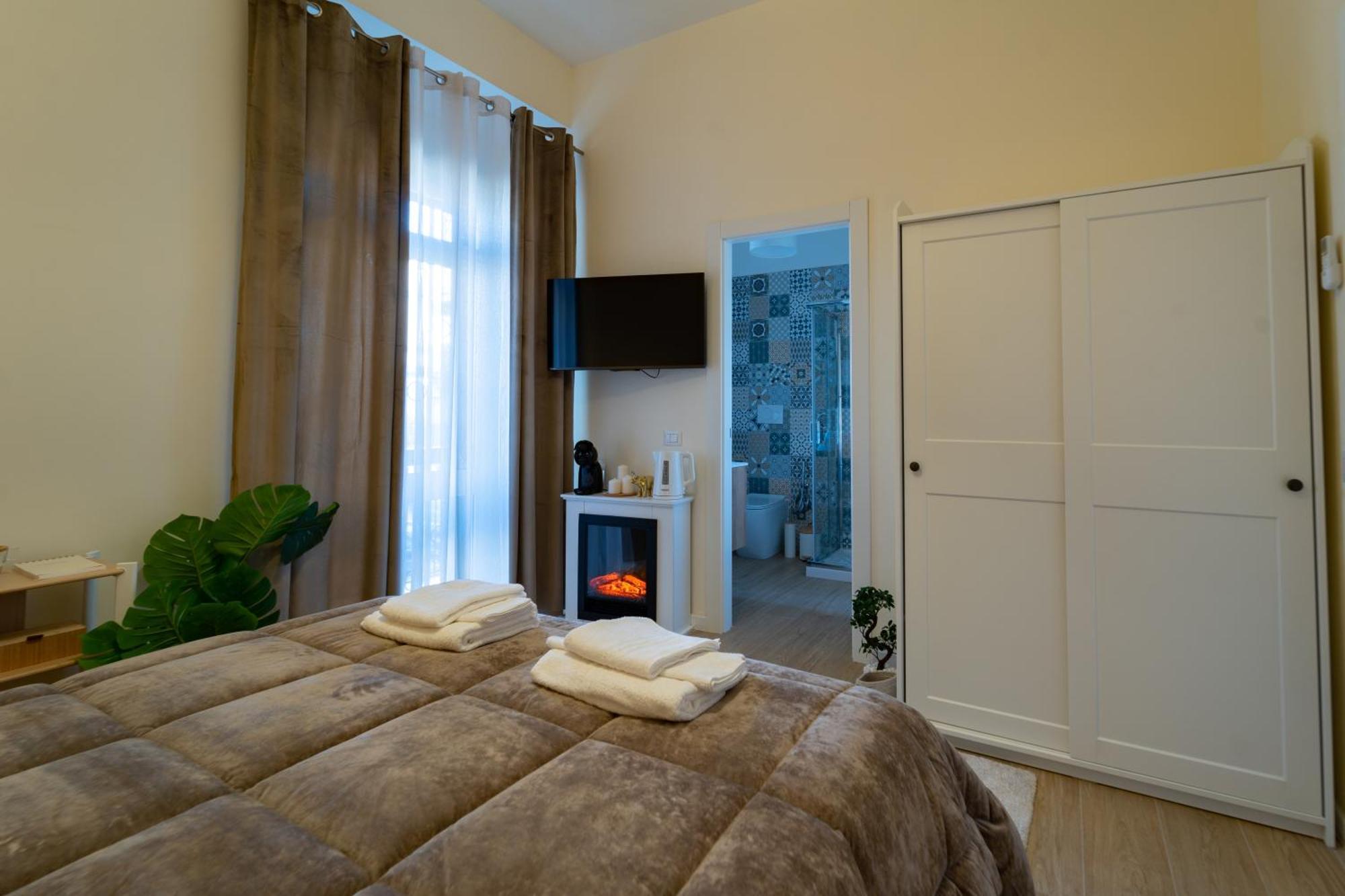 San Carlo Apartments B&B Казерта Экстерьер фото